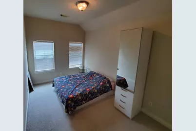 11014 Sherwood Ridge Drive, Houston, TX 77043 - Photo 17