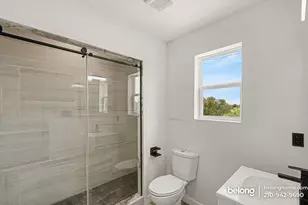 715 Amanda St, San Antonio, TX 78220 - Photo 9
