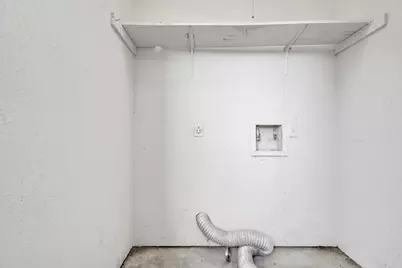 7700 W Airport Boulevard #1303, Houston, TX 77071 - Photo 27