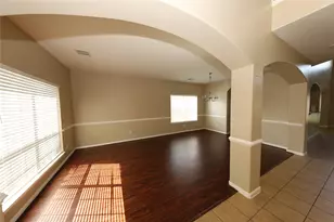 2311 Diamond Springs Dr, Pearland, TX 77584 - Photo 3