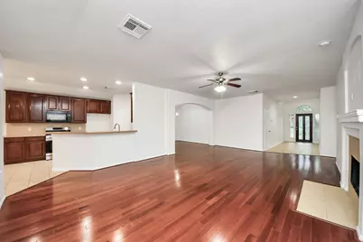 2412 Appian Way, Pearland, TX 77584 - Photo 13