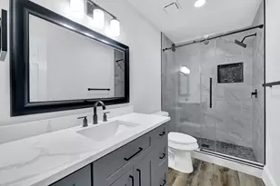 1826 Cheyenne River Cir, Sugar Land, TX 77478 - Photo 17