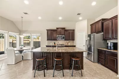 16307 Open Sea Drive, Houston, TX 77044 - Photo 9