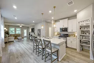 7099 Silverleaf Oak St, Conroe, TX 77304 - Photo 5
