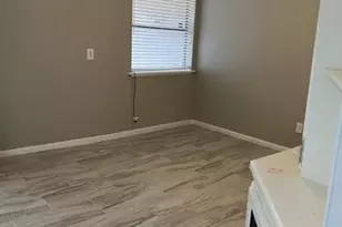 2458 Country Club Dr, Pearland, TX 77581 - Photo 3