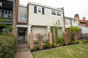 2458 Country Club Dr, Pearland, TX 77581 - Photo 1