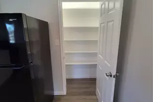 715 11th St, Dickinson, TX 77539 - Photo 7