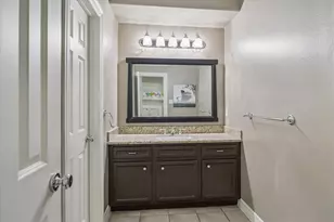 6507 Minola St, Houston, TX 77007 - Photo 23