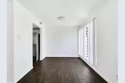 9548 Pagewood Lane #9548, Houston, TX 77063 - Photo 7