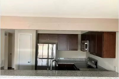 12121 Bob White Drive, Houston, TX 77035 - Photo 7