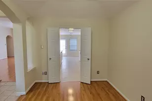 16306 April Ridge Dr, Houston, TX 77083 - Photo 5