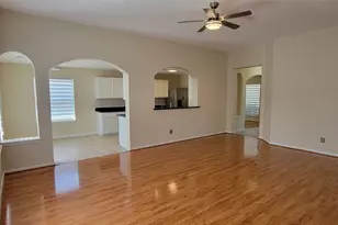 16306 April Ridge Dr, Houston, TX 77083 - Photo 9