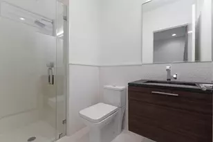 1605 Welch St, Houston, TX 77006 - Photo 7