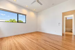 1605 Welch St, Houston, TX 77006 - Photo 17