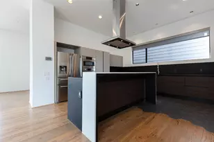 1605 Welch St, Houston, TX 77006 - Photo 11
