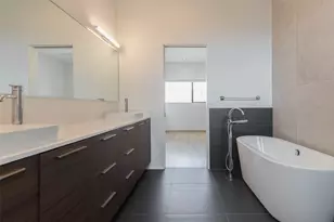 1605 Welch St, Houston, TX 77006 - Photo 19