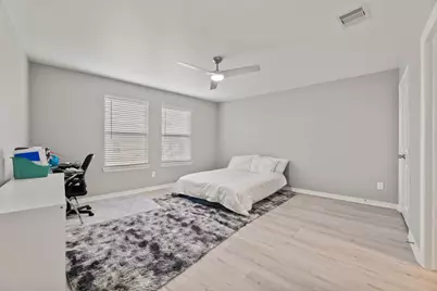 709 N Bayshore Drive, La Porte, TX 77571 - Photo 19