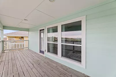 709 N Bayshore Drive, La Porte, TX 77571 - Photo 37
