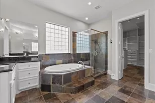 205 Del Monte Dr, Friendswood, TX 77546 - Photo 31
