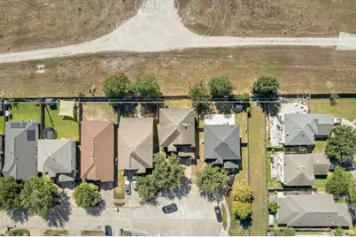 13906 Tinsley Court, Houston, TX 77014 - Photo 39