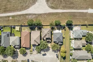 13906 Tinsley Ct, Houston, TX 77014 - Photo 39
