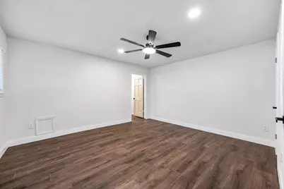 1908 Maxwell Circle, Alvin, TX 77511 - Photo 23