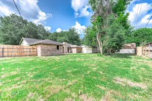 1908 Maxwell Circle, Alvin, TX 77511 - Photo 25