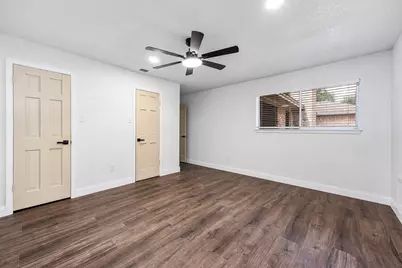 1908 Maxwell Circle, Alvin, TX 77511 - Photo 19