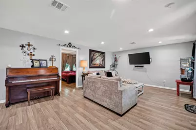 2110 Hillshire Drive, Deer Park, TX 77536 - Photo 9