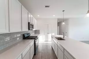 714 Stagecoach Dr, Dayton, TX 77535 - Photo 13