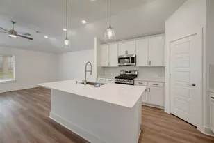 10587 Annex Ave, Montgomery, TX 77316 - Photo 3