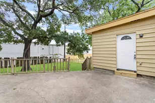 13210 Rockglen St, Houston, TX 77015 - Photo 5