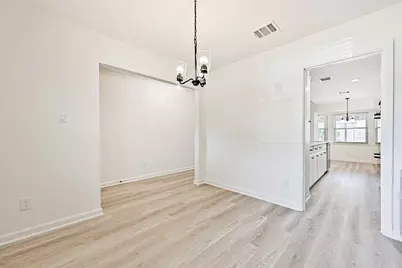 409 Linda Lane, Friendswood, TX 77546 - Photo 9