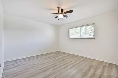 409 Linda Lane, Friendswood, TX 77546 - Photo 21