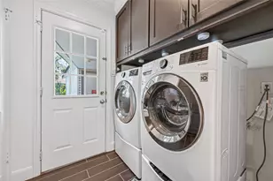 11315 Olympia Dr, Houston, TX 77077 - Photo 23