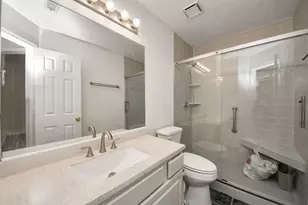 1802 Diamond Brook Dr, Houston, TX 77062 - Photo 21