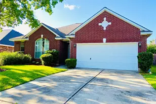 3611 Sheldon Dr, Pearland, TX 77584 - Photo 1