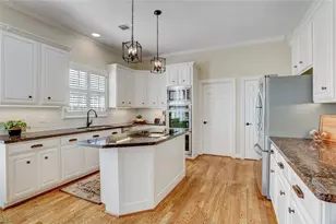 51 Dartmoor Ct, Sugar Land, TX 77479 - Photo 7