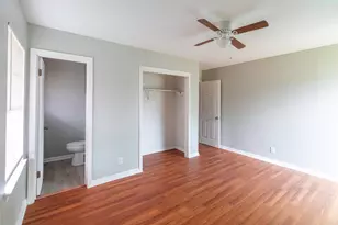 5826 Flamingo Dr, Houston, TX 77033 - Photo 15