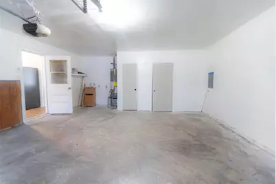 5826 Flamingo Drive, Houston, TX 77033 - Photo 25