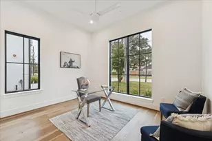 9213 Hilldale St, Spring Valley Village, TX 77055 - Photo 21