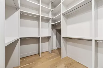 9213 Hilldale Street, Spring Valley Village, TX 77055 - Photo 31