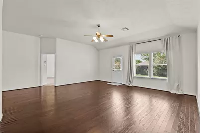 3204 Featherwood Lane, Dickinson, TX 77539 - Photo 19