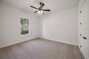 180 Red Hawk Rd, Huntsville, TX 77340 - Photo 15