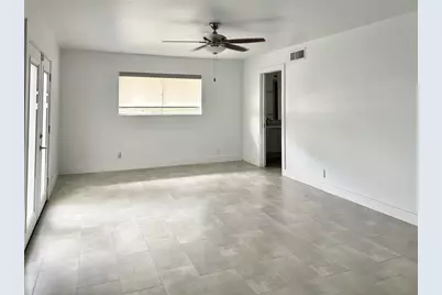 4910 Heatherglen Drive, Houston, TX 77096 - Photo 7