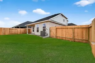 2110 Spring Hollow Dr, Baytown, TX 77521 - Photo 39
