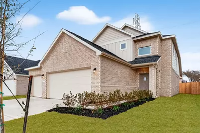 2110 Spring Hollow Drive, Baytown, TX 77521 - Photo 3