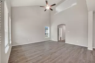 2110 Spring Hollow Dr, Baytown, TX 77521 - Photo 17