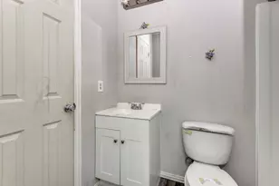 930 Shawnee Trce, Grand Prairie, TX 75051 - Photo 23