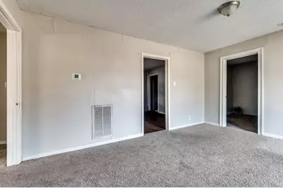 930 Shawnee Trace, Grand Prairie, TX 75051 - Photo 11